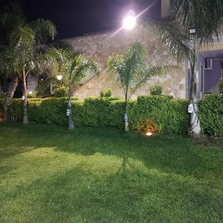 Villa Girasole มอนเตโรนิดิเลชเช ภายนอก รูปภาพ