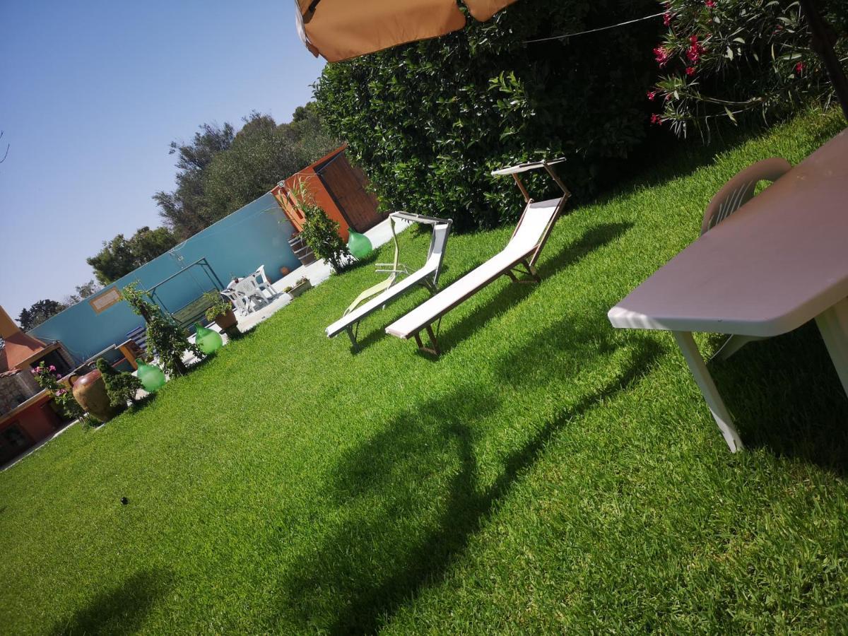 Villa Girasole มอนเตโรนิดิเลชเช ภายนอก รูปภาพ